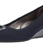 Bandolino Women’s Tad Pump, Navy Fabric, 8.5 M US