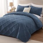 Exclusivo Mezcla Ultrasonic Quilt Set Full Queen Size, 3 Pieces Navy Blue Queen Quilt (90″x96″) with 2 Pillow Shams, Lightweight Bedspreads Modern Striped Coverlet Set for All Seasons