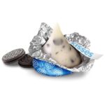 Hersheys Kisses Cookies N Cream 1 lb Bag (16 oz Approx 100 kisses) best way to treat yourself, and your friends